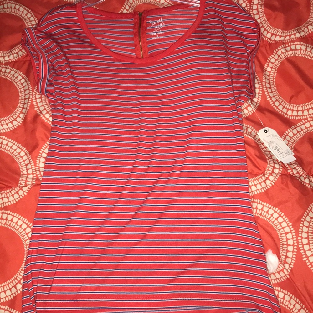 short sleeve shirt with tags